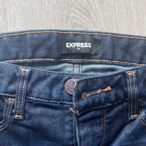 Low Rise Express Jeans - Picture 2 of 4